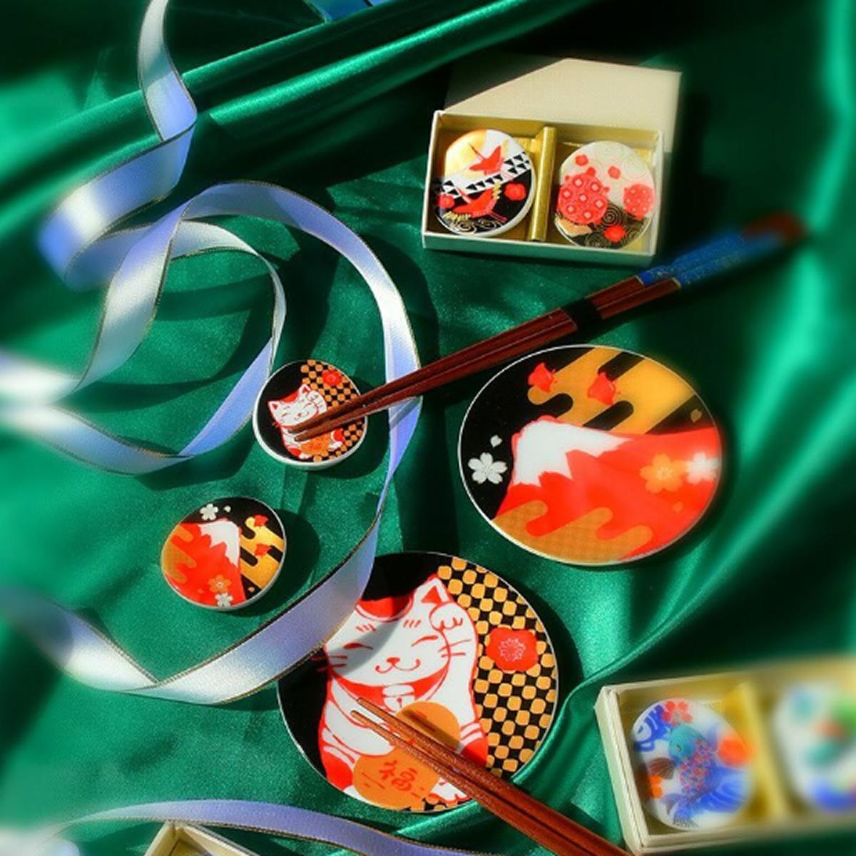 將日本畫之美搬上餐桌！CERAMIC AI 日本美濃燒花牌筷架、緣起物豆皿