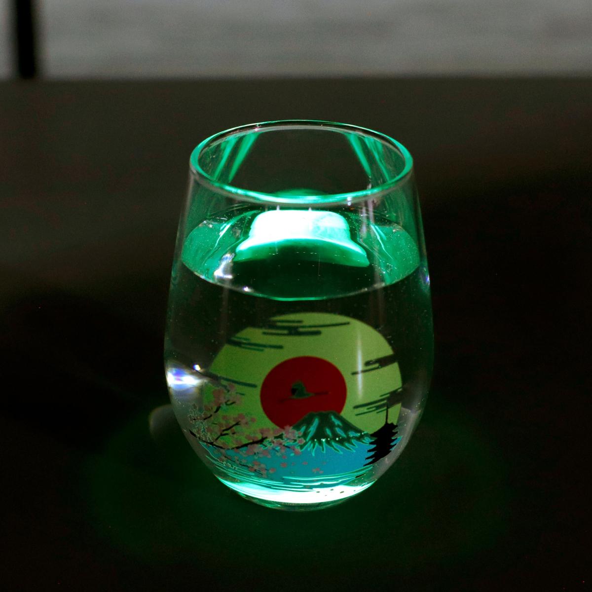 酒器　盃 (三組) 蒔繪 酒器 盃 (三組) 蒔繪 酒器 盃 (三組) 蒔繪 A rare iron-red
